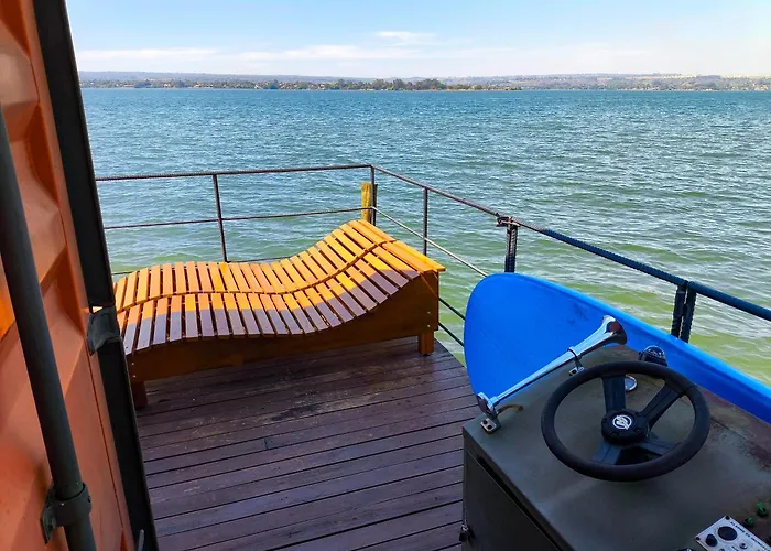 House Boat "Faroeste Caboclo" Brasilia
